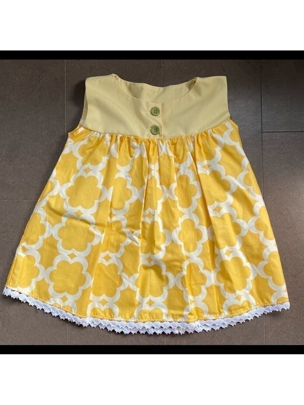 PERSNICKETY size 5 top
